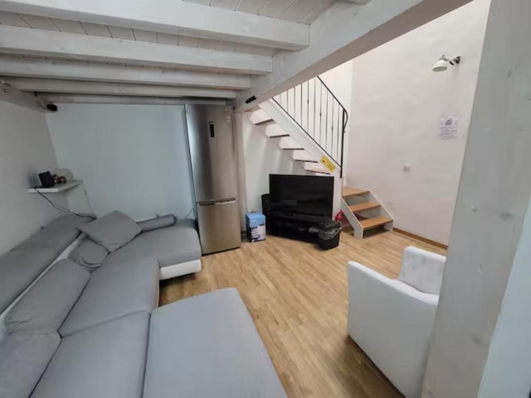 Bedroom And Loft Болонья Экстерьер фото