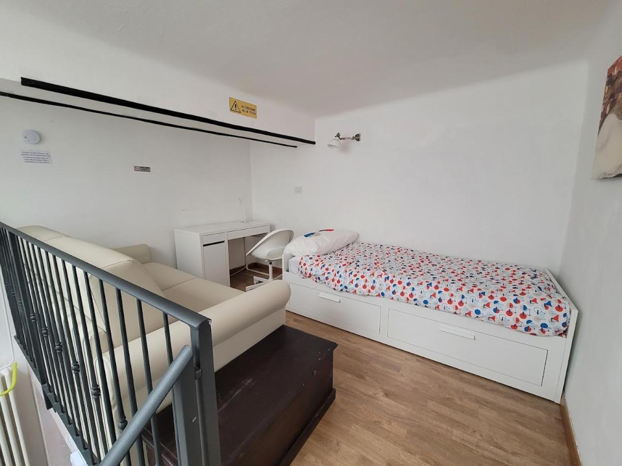 Bedroom And Loft Болонья Экстерьер фото